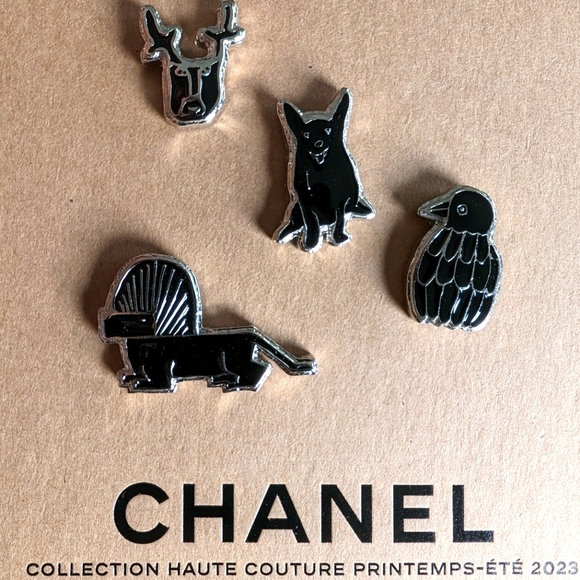 Chanel Enamel Animal Pin Set Spring 2023 Collection by Virginie Viard - Picture 1 of 6